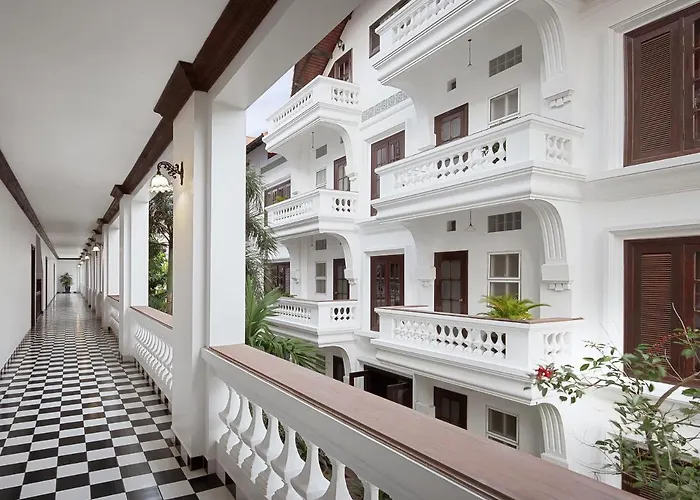 Hotel Chateau D'angkor La 4*