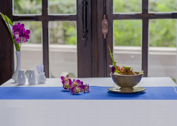 Hotel Chateau D'angkor La