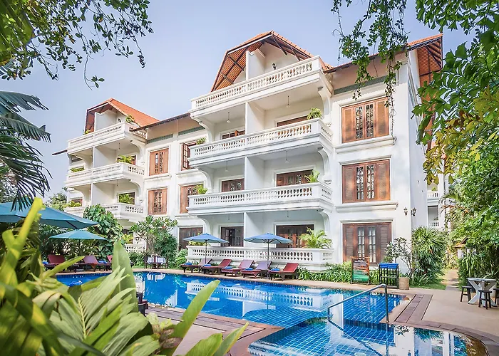 Hotel Chateau D'angkor La 4*